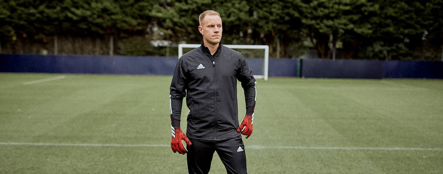 Marc-Andre ter Stegen Answers Questions from Twitter and Instagram |  SOCCER.COM