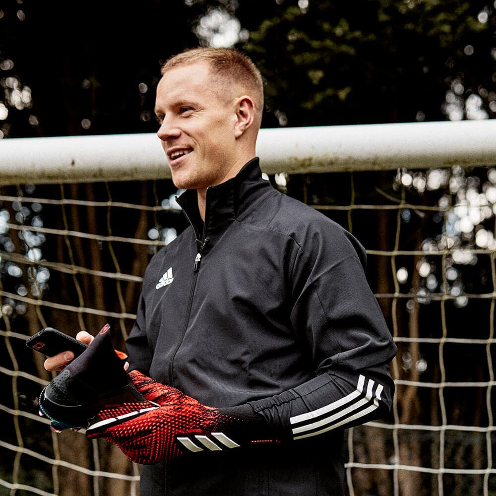 Marc-Andre ter Stegen Answers Questions from Twitter and Instagram |  SOCCER.COM