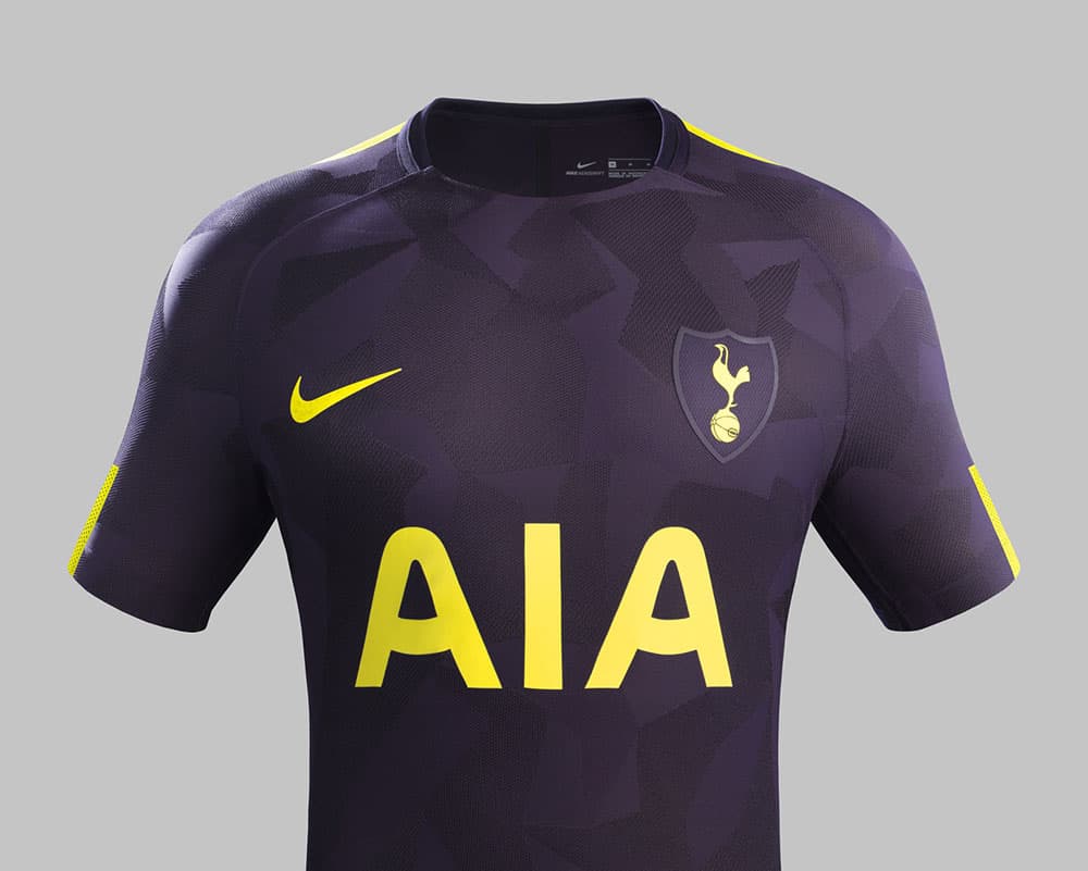 Nike launches new 2017-18 Tottenham Hotspur third kit | SOCCER.COM