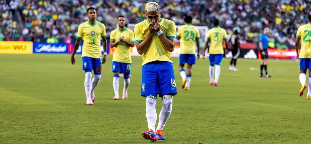 Brazil Men's National Team Soccer Jerseys | SOCCER.COM