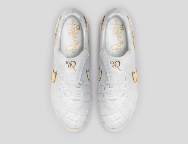 Nike Tiempo Touch of Gold: An R10 Tribute