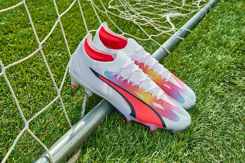 PUMA ULTRA Ultimate Cleat Review | SOCCER.COM