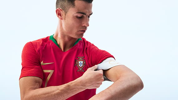 Portugal National Team Soccer Jerseys | SOCCER.COM