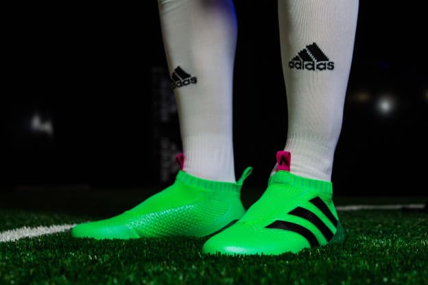 PLAY TEST: adidas ACE 16+ PURECONTROL “Laceless”