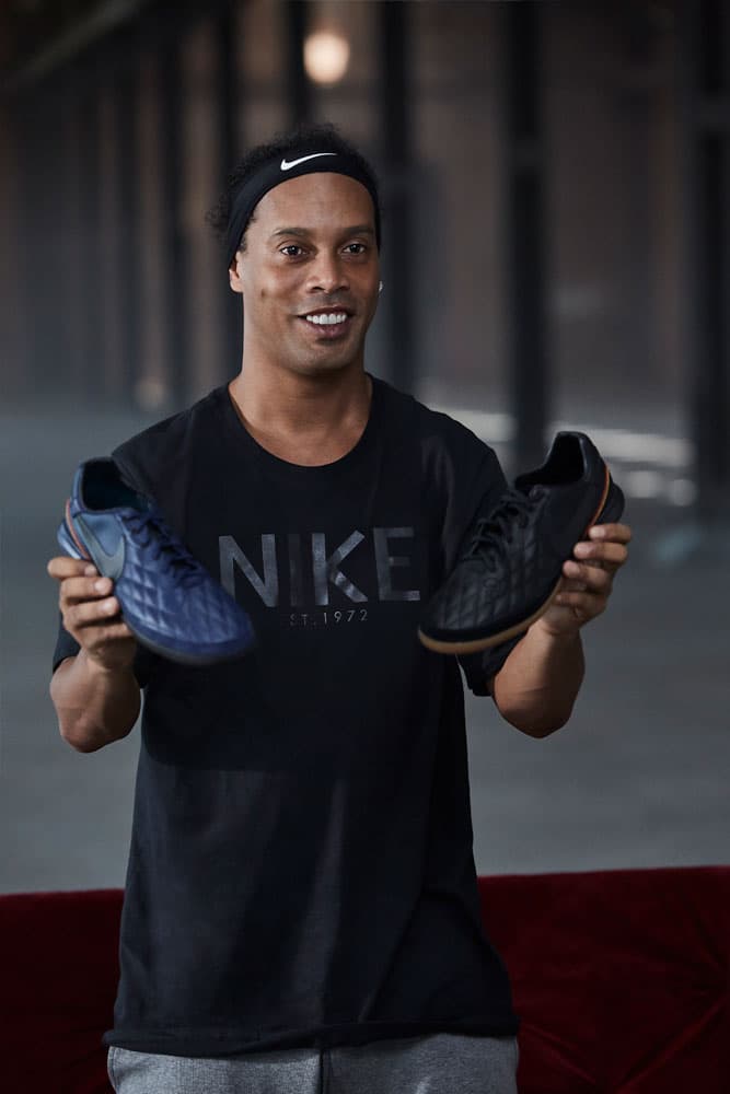 Nike 10R City Collection honors Ronaldinho's magic | SOCCER.COM