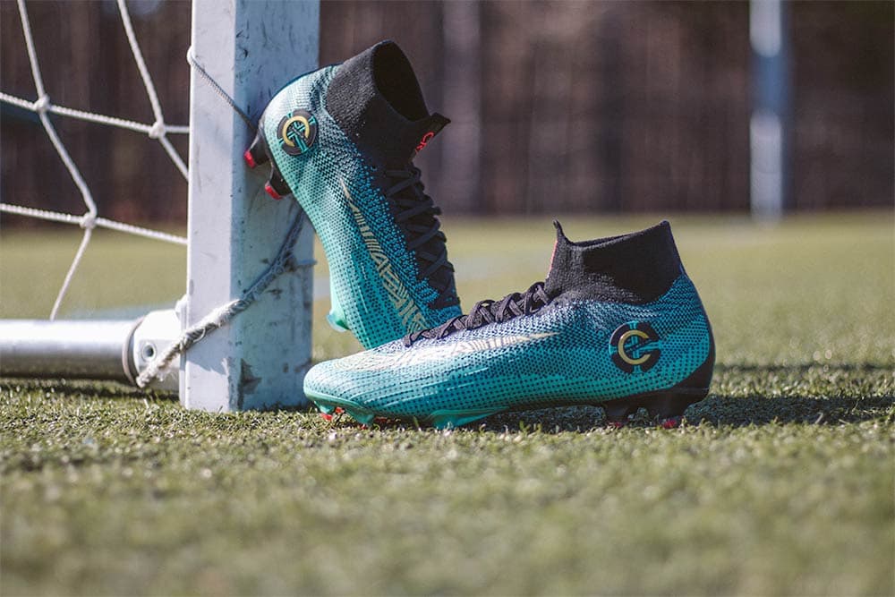 Born Nike CR7 Chapter Mercurial Superfly | SOCCER.COM